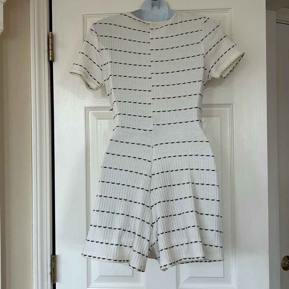 Zara Romper - Picture 3 of 4
